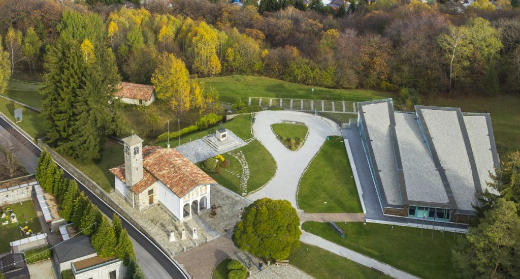 Scopri di più sull'articolo MAGREGLIO: APERTE LE ISCRIZIONI AL LABORATORIO “PROfUMO DI LAGO” DI ANTONELLA FONTANA