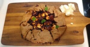 Scopri di più sull'articolo Galette alle susine “In cucina con Kamelina”