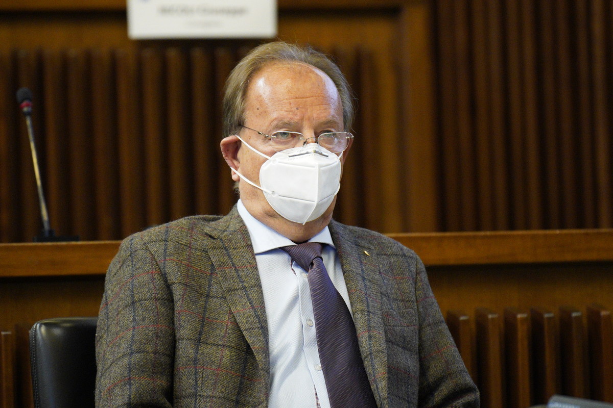 Al momento stai visualizzando TRIESTE: ZALUKAR SUL NUOVO BURLO DICE  “MANTENERE SEPARAZIONE TRA PAZIENTI”