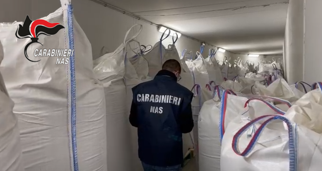 Scopri di più sull'articolo NAS di Torino: maxi sequestro di avena illecitamente venduta come biologica