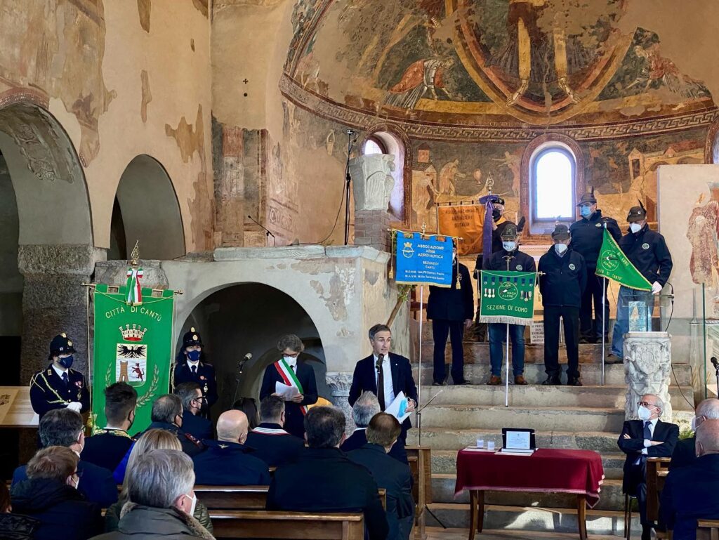 Scopri di più sull'articolo CANTU’: CIVICHE BENEMERENZE CONSEGNATE A GALLIANO