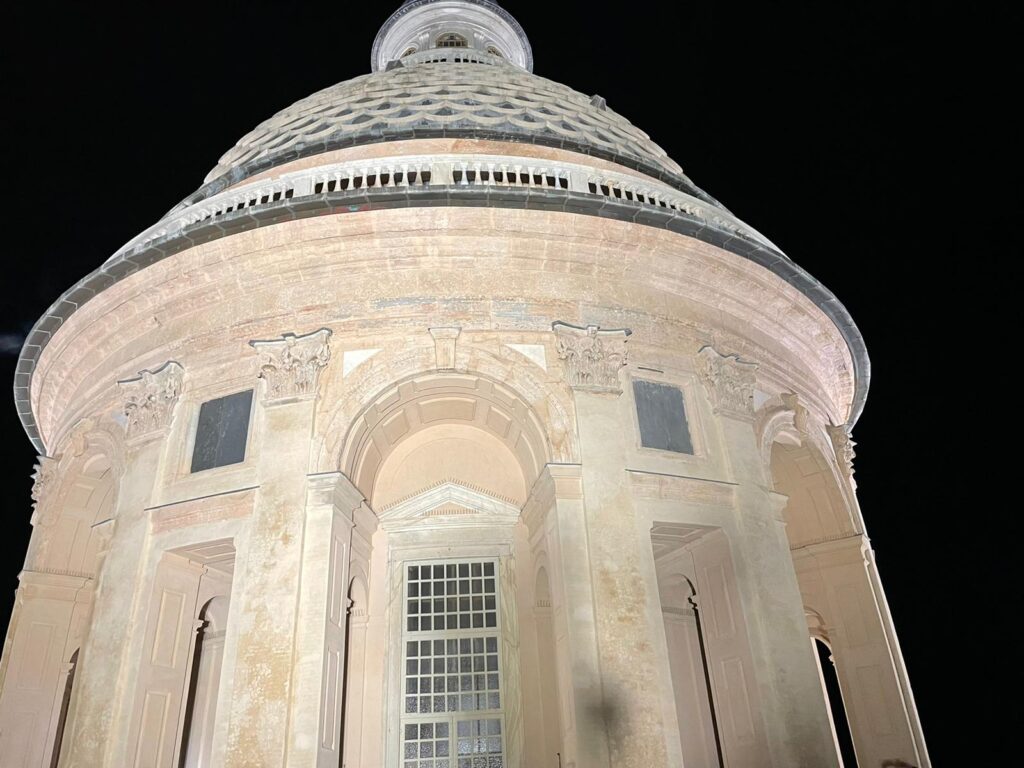 Scopri di più sull'articolo GENOVA: svelata la nuova illuminazione scenografica della cupola della basilica