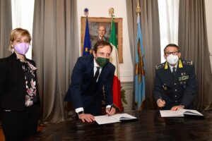 Scopri di più sull'articolo Pnrr: Fedriga-Zilli, accordo Regione-GdF per tutela risorse