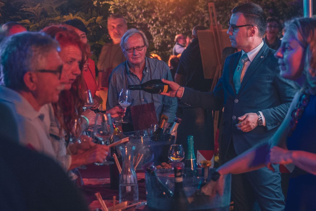 Al momento stai visualizzando WINEAROUND IN RIVIERA