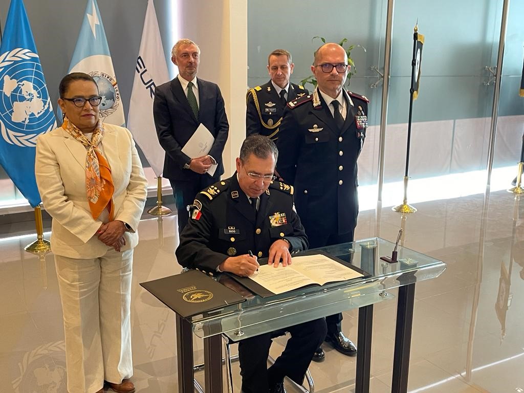 Scopri di più sull'articolo Arma dei Carabinieri e Guardia Nacional Messicana siglano protocollo d’intesa per la cooperazione tra le rispettive forze di polizia