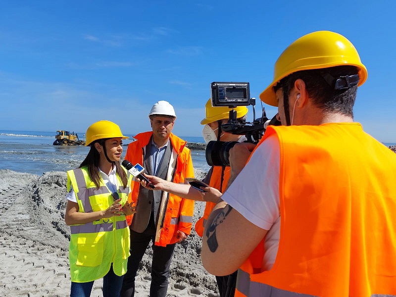 Al momento stai visualizzando Casadei respinge Zannoni per la prima vittoria in MotoE