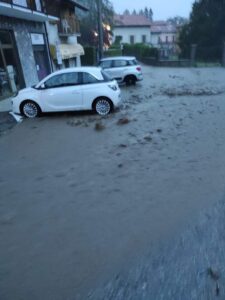 Scopri di più sull'articolo Magreglio colpito dal maltempo. Esondazione fiume Lambro