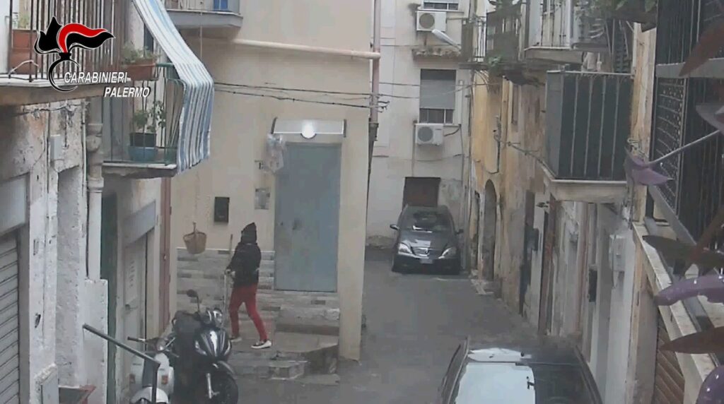 Scopri di più sull'articolo Carabinieri: Palermo, 4 misure cautelari nell’operazione antidroga “Panaro”