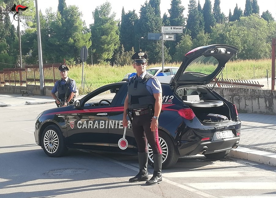 Scopri di più sull'articolo LUCERA: CARABINIERI SALVANO ANZIANO IN DIFFICOLTA’ RESPIRATORIA