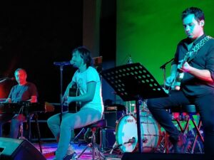 Scopri di più sull'articolo MARIO BARGNA FA IL PIENO IN PIAZZA – SAN FERMO DELLA BATTAGLIA
