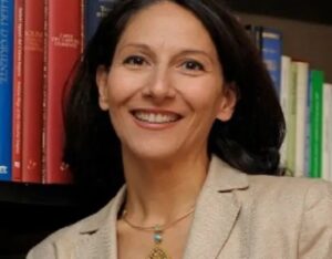 Scopri di più sull'articolo Farain Sabahi. Un viaggio, un ‘safar’, in un mondo che (forse) non c’è più