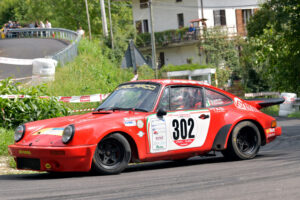 Scopri di più sull'articolo 26°RALLY ALPI ORIENTALI HISTORIC: LOMBARDO E CONSIGLIO SU PORSCHE 911 CARRERA RS VINCONO IL SESTO ROUND DEL CIRAS