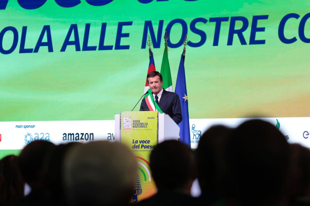 Al momento stai visualizzando <strong>Gori apre l’Assemblea ANCI: “<em>I Sindaci sono la vera Voce del Paese</em>“</strong>