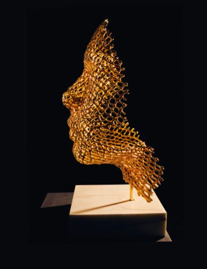 Scopri di più sull'articolo JO ENDORO. IL MIRACOLO DELLA SCULTURA ovvero BEING OR NOTHINGNESS a cura di Vittorio Sgarbi