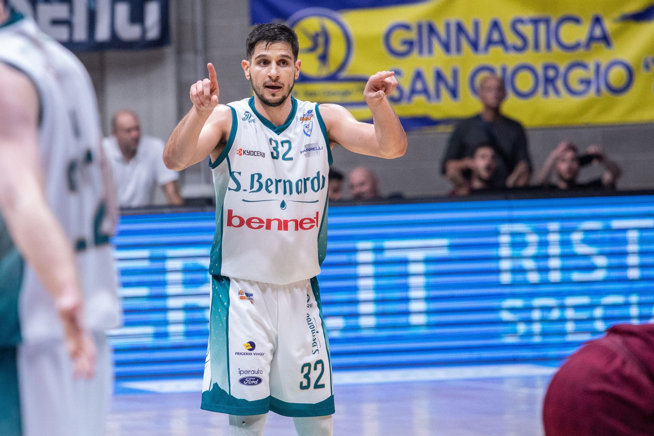 Scopri di più sull'articolo CANTU’: <strong>Rogić: «La mia doppia-doppia? Il merito è tutto dei compagni e dei tifosi»</strong>