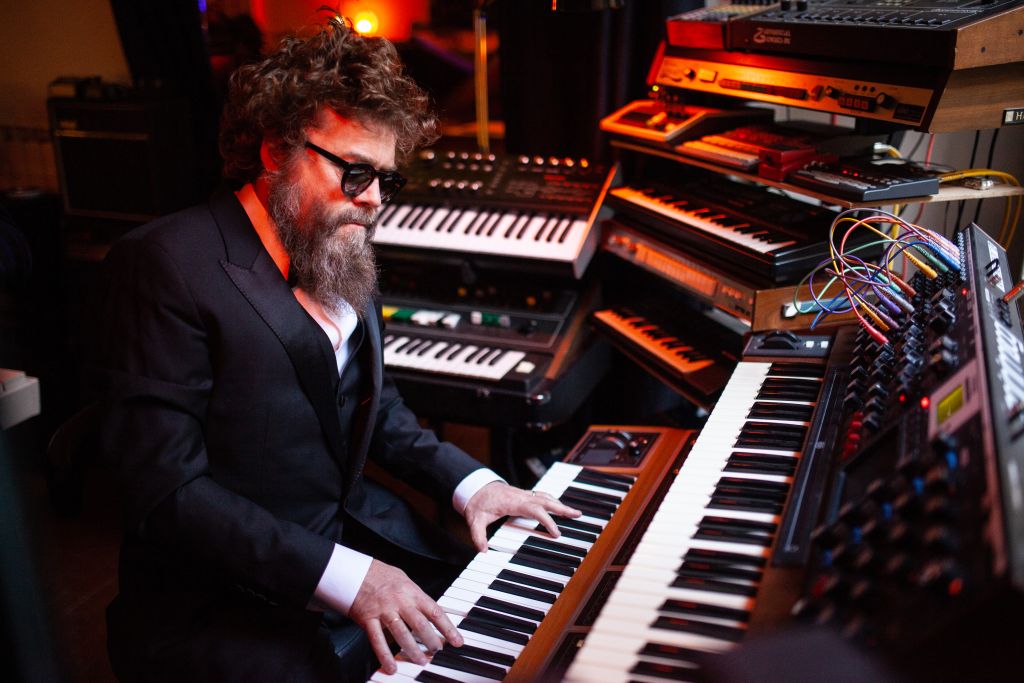 Al momento stai visualizzando Domenica 4 dicembre gli EXTRALISCIO in concerto al BLUE NOTE di Milano!