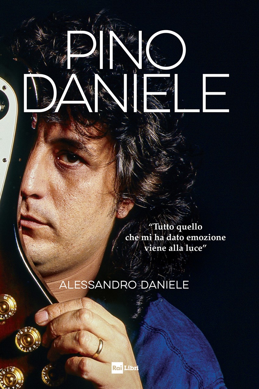 Scopri di più sull'articolo Domenica 20 novembre a Milano ALESSANDRO DANIELE presenta il suo libro PINO DANIELE