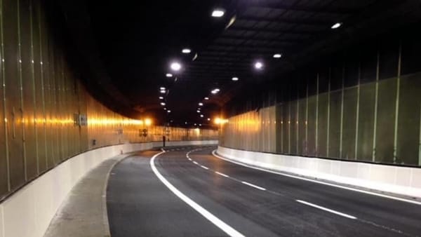 Al momento stai visualizzando PATANÈ-SEGNALINI: NUOVO RILEVATORE DI VELOCITÀ IN GALLERIA GIOVANNI XXIII, ABBASSIAMO LIMITI AUMENTIAMO SICUREZZA