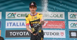 Scopri di più sull'articolo TIRRENO – ADRIATICO: PRIMOZ ROGLIC METTE IL SUO TASSELLO CON LA PRIMA VITTORIA DELLA STAGIONE VERSO IL GIRO D’ITALIA