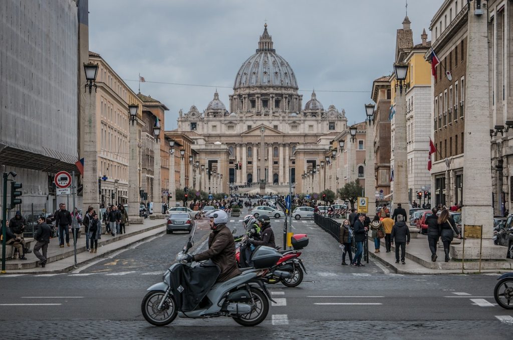 Scopri di più sull'articolo MOBILITÀ ELETTRICA, ANCMA ENTRA NELLO SWAPPABLE BATTERY MOTORCYCLE CONSORTIUM