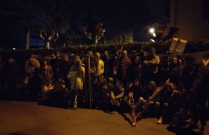 Scopri di più sull'articolo Canzo: Presidio alla Comunità Montana per ribadire ‘no’ agli impianti sul Monte San Primo