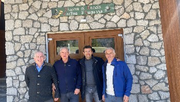 Scopri di più sull'articolo BELLUNO: IL PRESIDENTE DELLA PROVINCIA PADRIN VISITA IL NUOVO CENTRO RACCOLTA DELLA FAUNA SELVAGGIA DI CORTINA