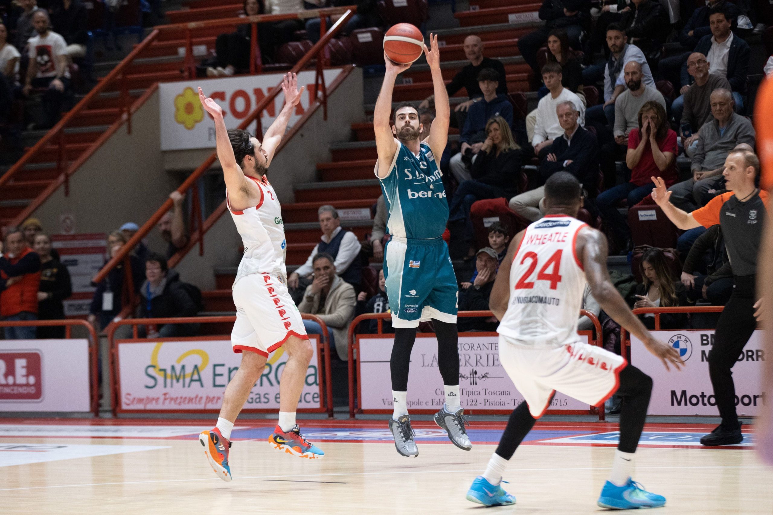 Al momento stai visualizzando PISTOIA: BASKET CANTU’ ESPUGNA PISTOIA