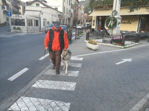 Scopri di più sull'articolo IMPERIA: Daniele Di Lauro Responsabile settore Tecnico Cinofilo di FCC Italia ospite nell’asso a quattro zampe