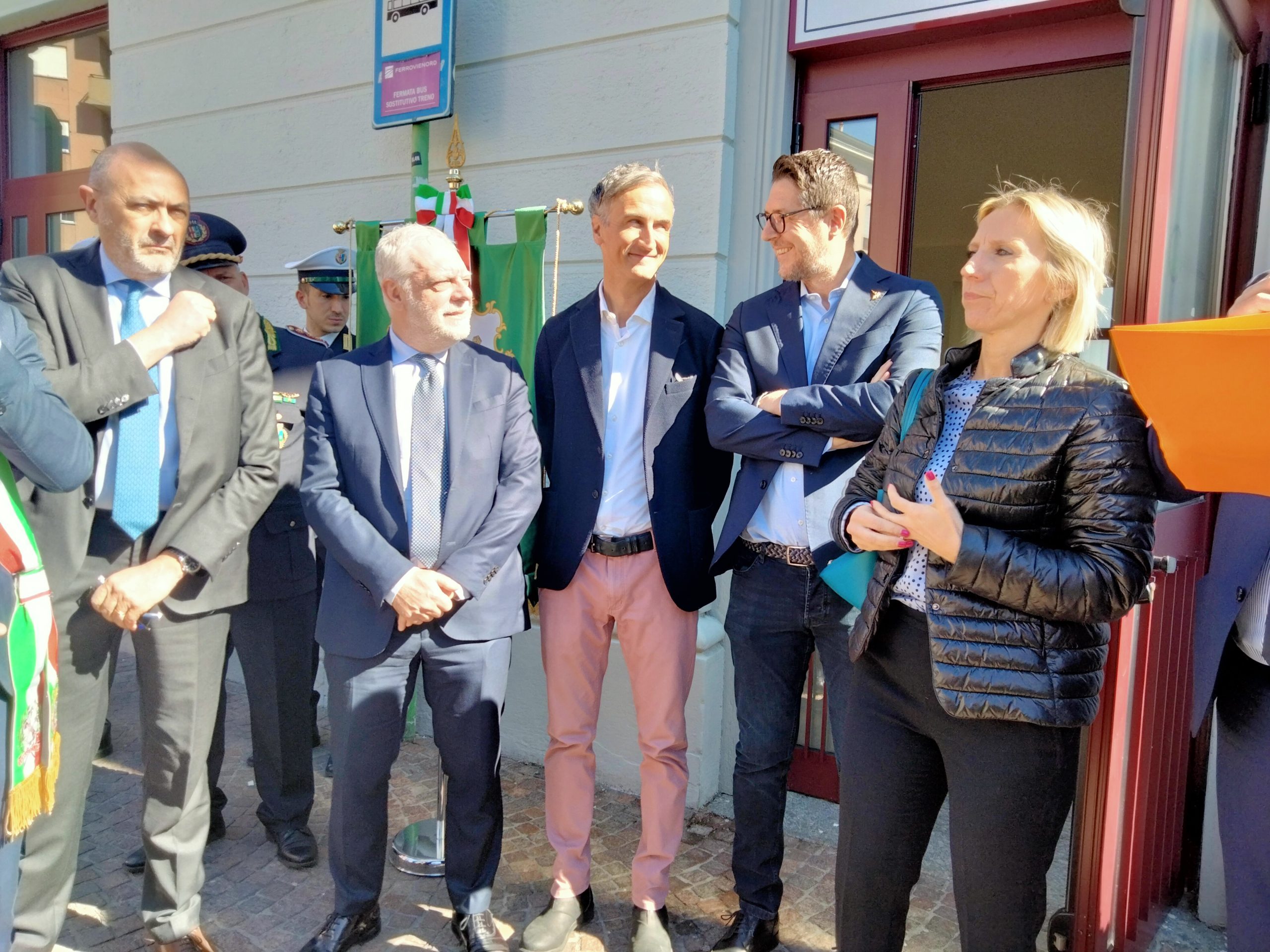 Scopri di più sull'articolo ERBA: INAUGURATO L’UFFICIO DELLA POLIZIA LOCALE DELLA CITTA’ PER MONITORARE LA STAZIONE