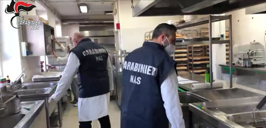 Scopri di più sull'articolo Carabinieri NAS, controlli presso le mense sanitarie/ospedaliere. Chiuse 7 cucine