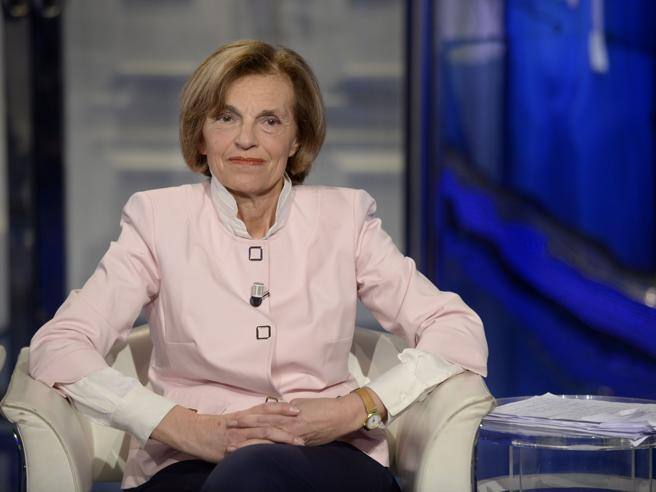 Scopri di più sull'articolo MILANO: ANNAROSA RACCA RIELETTA PRESIDENTE DI FEDERFAMA LOMBARDIA