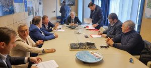 Scopri di più sull'articolo SIGLATO IL PROTOCOLLO A TUTELA DI LAVORATRICI E LAVORATORI IMPIEGATI NEGLI APPALTI PUBBLICI