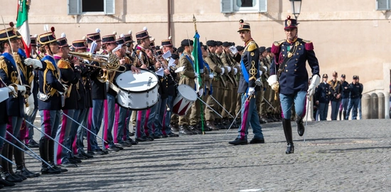 Al momento stai visualizzando ROMA: POLIZIA DI STATO 171° ANNIVERSARIO DALLA FONDAZIONE – MONTA LA GUARDIA