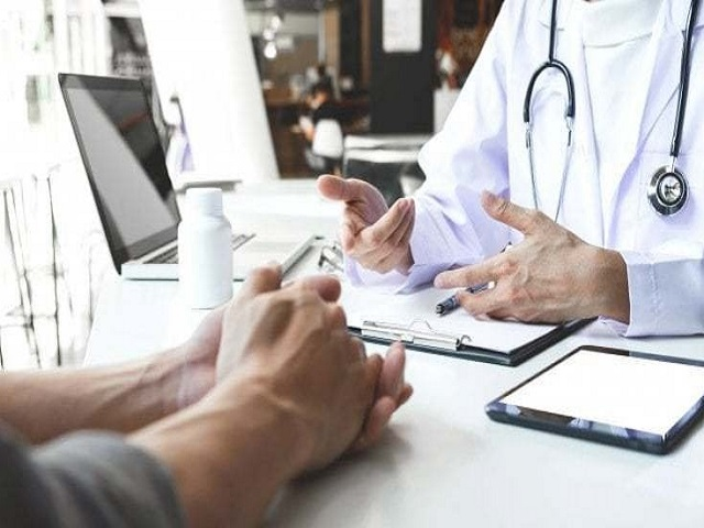 Scopri di più sull'articolo FINO MORNASCO: CAMBIO DI GUARDIA ALL’AMBULATORIO MEDICO ECCO CHI SOSTITUISCE IL PRECENDENTE MEDICO E GLI ORARI