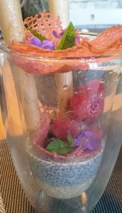 Scopri di più sull'articolo Ricette: Chia pudding con frutta fresca