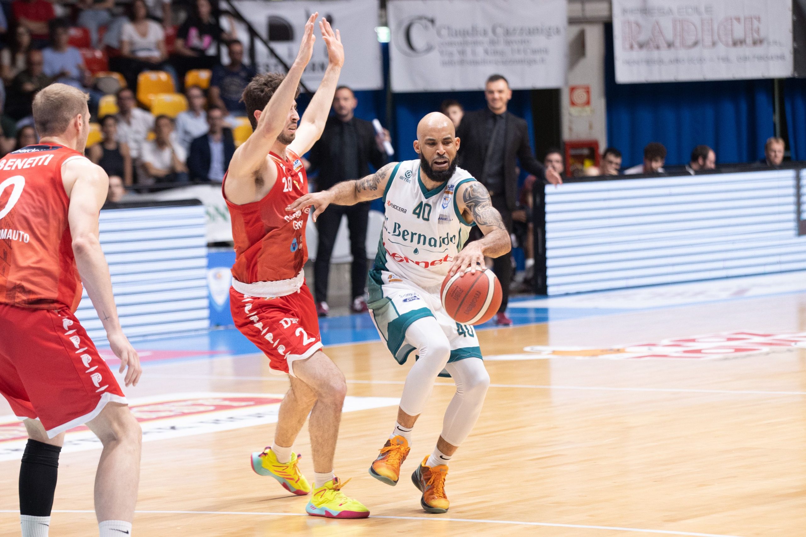 Al momento stai visualizzando CANTU’: GARA 5 CONTRO PISTOIA LA BIGLIETTERIA APERTA PER CASALE MONFERRATO DEL 6 GIUGNO