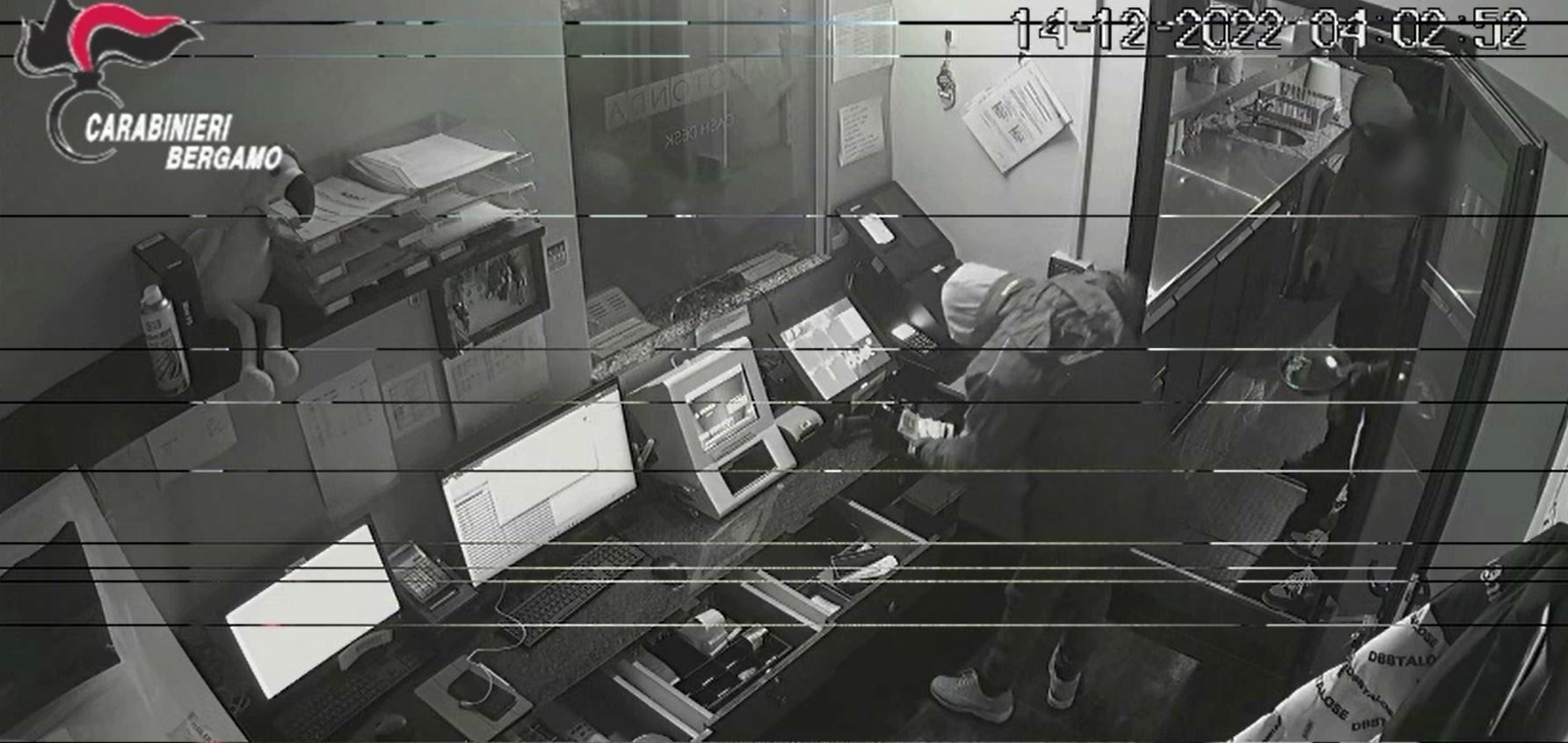 Scopri di più sull'articolo Bergamo, 4 arresti per le rapine alle attività commerciali