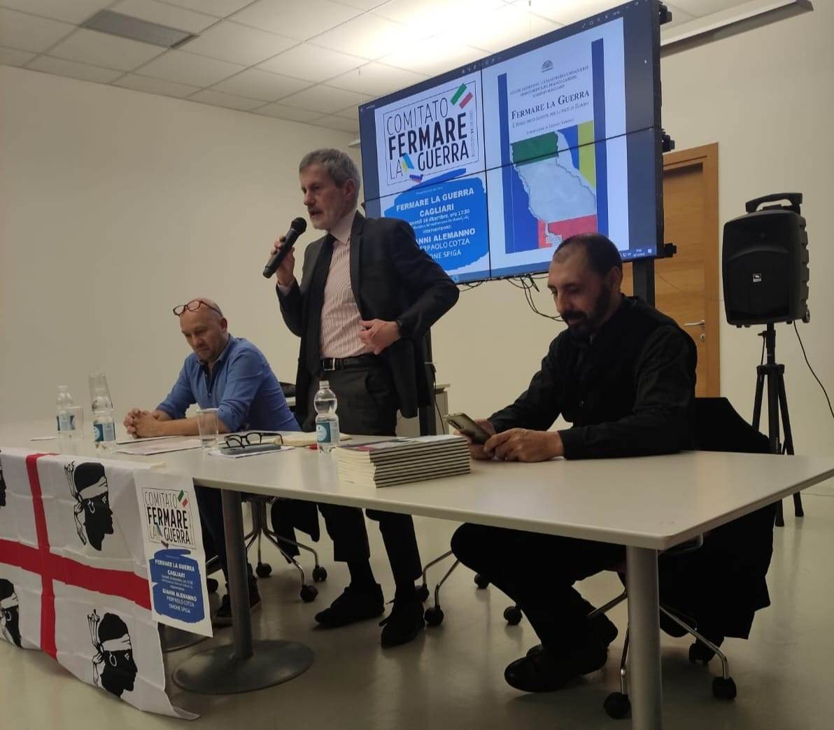 Scopri di più sull'articolo CAGLIARI: GIANNI ALEMANNO IN SARDEGNA PER PROMUOVERE IL COMITATO “FERMARE LA GUERRA”