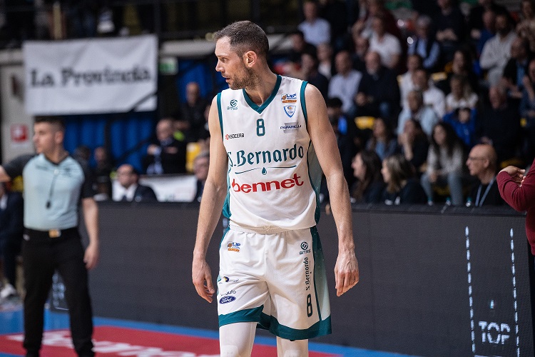 Scopri di più sull'articolo Pallacanestro Cantù: FILIPPO BALDI ROSSI RIMANE A CANTÙ
