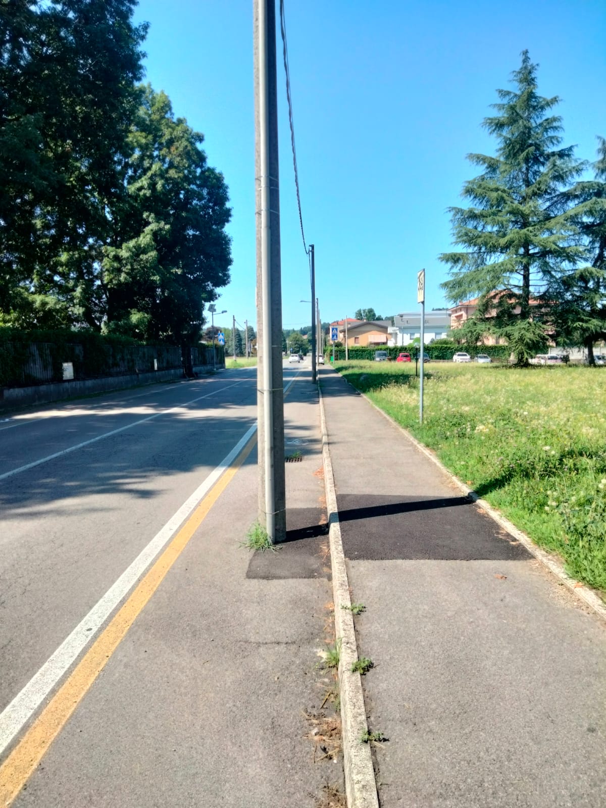 Scopri di più sull'articolo LURATE CACCIVIO: LA CICLABILE DA INCUBO