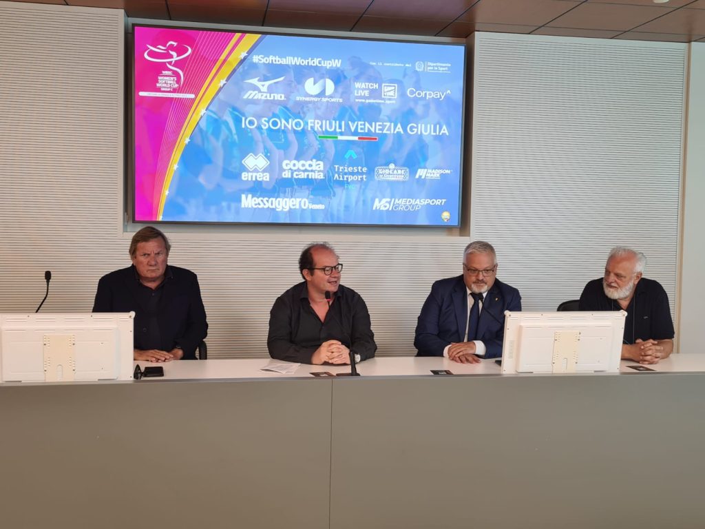 Scopri di più sull'articolo UDINE: DA OGGI COPPA DEL MONDO DI SOFTBALL PRESENTATO L’EVENTO