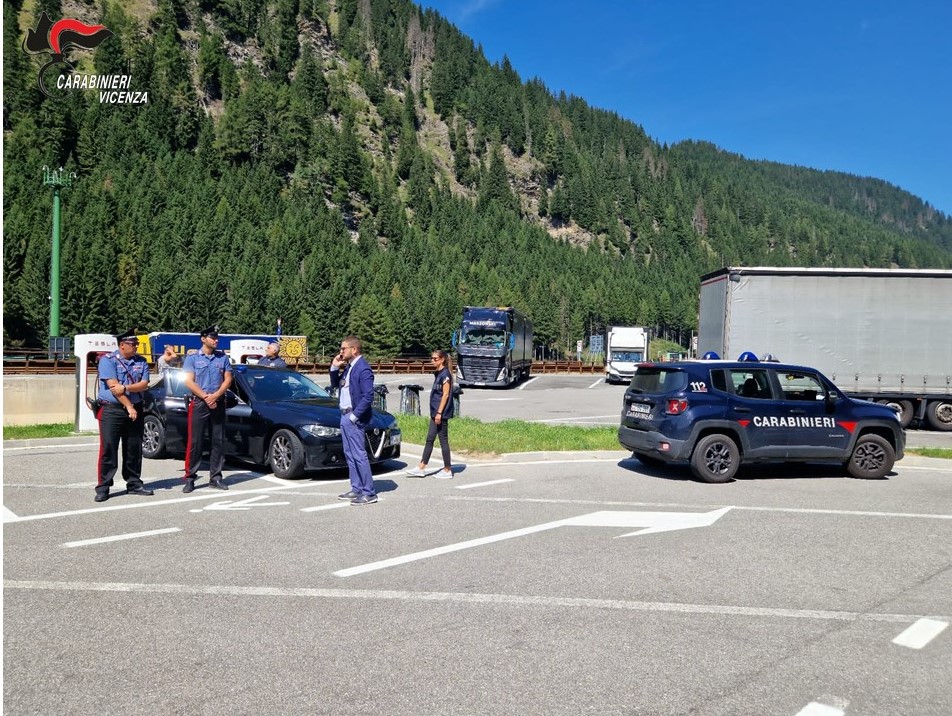 Scopri di più sull'articolo VICENZA: ARRESTATO E PORTATO IN CARCERE WOLFGANG RIEKEL’AUTISTA CHE HA INVESTITO E UCCISO DAVEDE REBELLIN