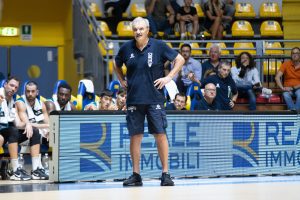 Scopri di più sull'articolo CANTU’: COACH SACCHETTI “NON SIAMO MAI RIUSCITI A CHIUDERE”