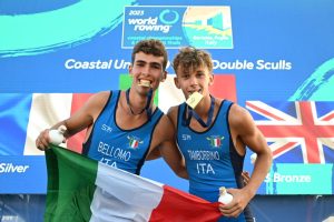 Scopri di più sull'articolo BARLETTA: GLI AZZURRI DEL CANOTTAGGIO PORTANO A CASA UN’ALTRO ORO CON DOPPIO UNDER 19