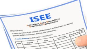Scopri di più sull'articolo Nuove fasce ISEE e aumento delle percentuali di rimborso per gli studenti universitari che studiano fuori Valle