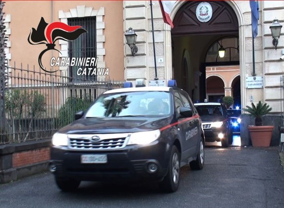 Scopri di più sull'articolo Carabinieri: operazione antidroga “Malerba” a Catania