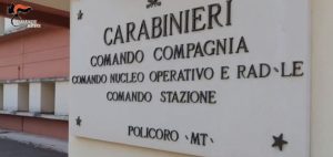 Scopri di più sull'articolo Reclutamento e sfruttamento di manodopera straniera in agricoltura, 10 arresti a Matera