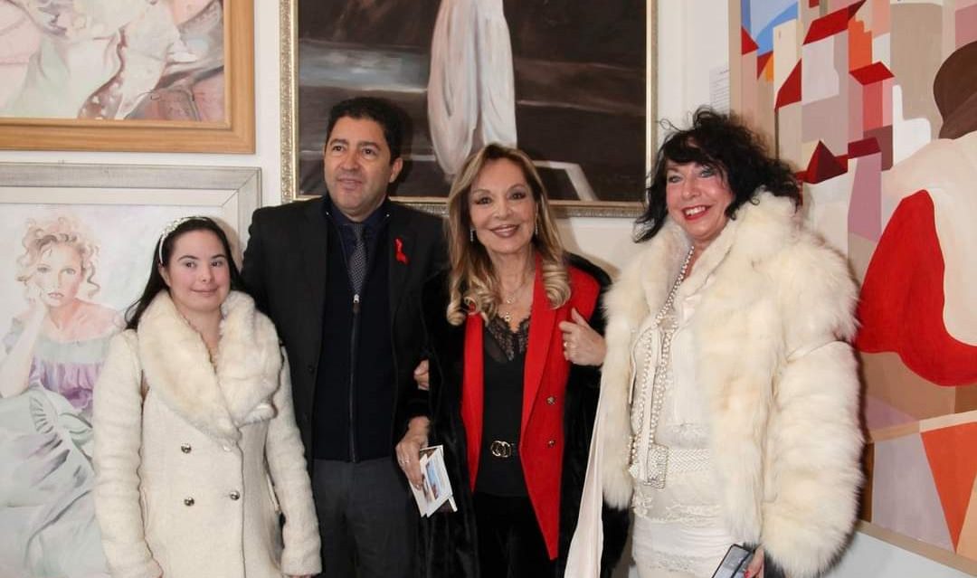 Scopri di più sull'articolo MILANO: DANIELA E SARA MAMMA E FIGLIA COMASCHE CONQUISTANO LA BIENNALE