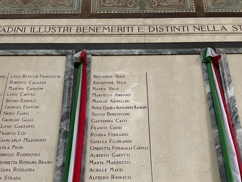 Scopri di più sull'articolo MILANO: SILVIO BERLUSCONI ISCRITTO AL FAMEDIO DEL CIMITERO MONUMENTALE
