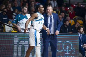 Scopri di più sull'articolo SECONDA DOMENICA CONSECUTIVA IN CASA PER L’ACQUA S.BERNARDO, CHE ATTENDE MONFERRATO A DESIO